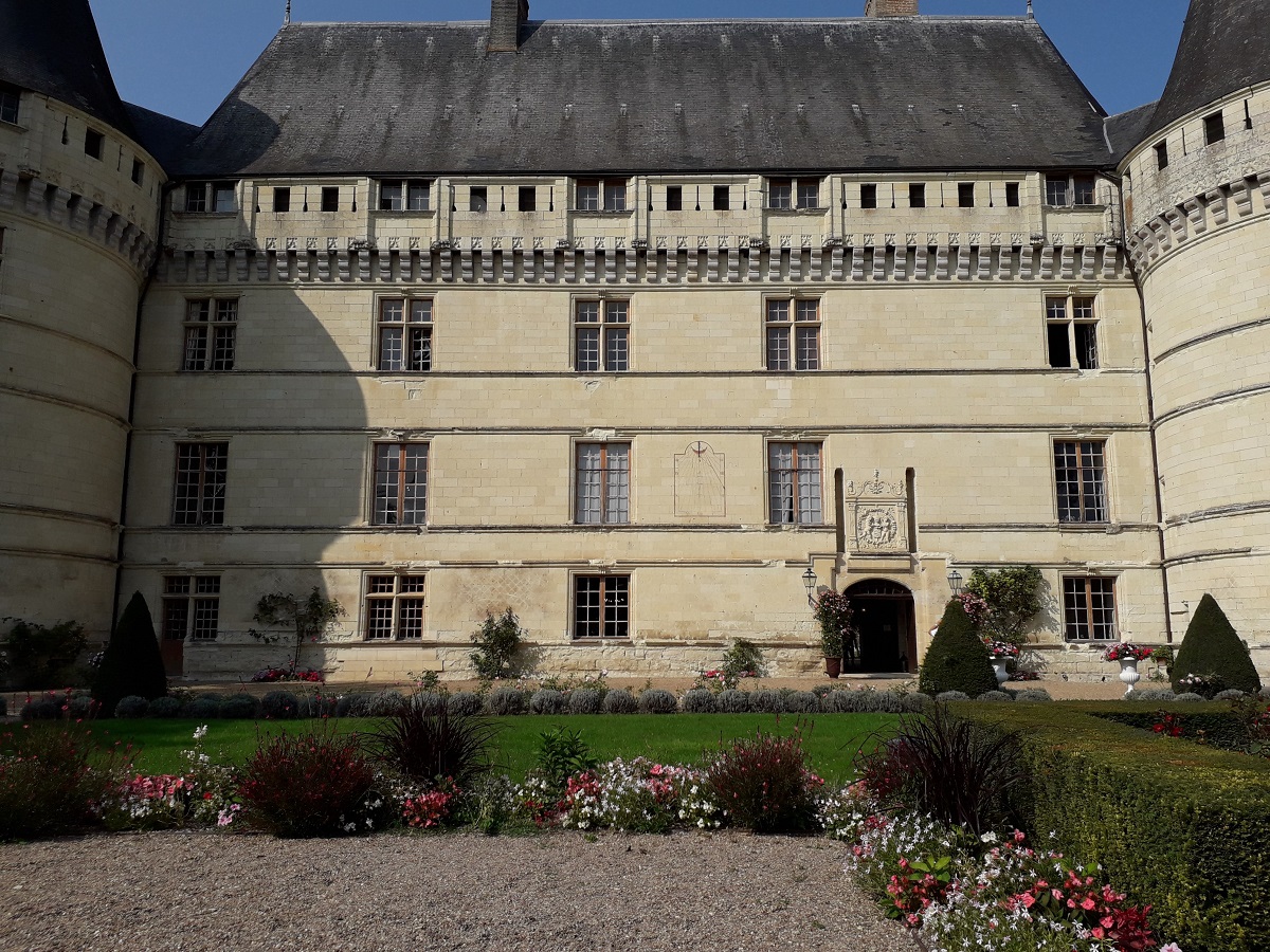 19 Château de LIslette façade photo PMD sept. 2020