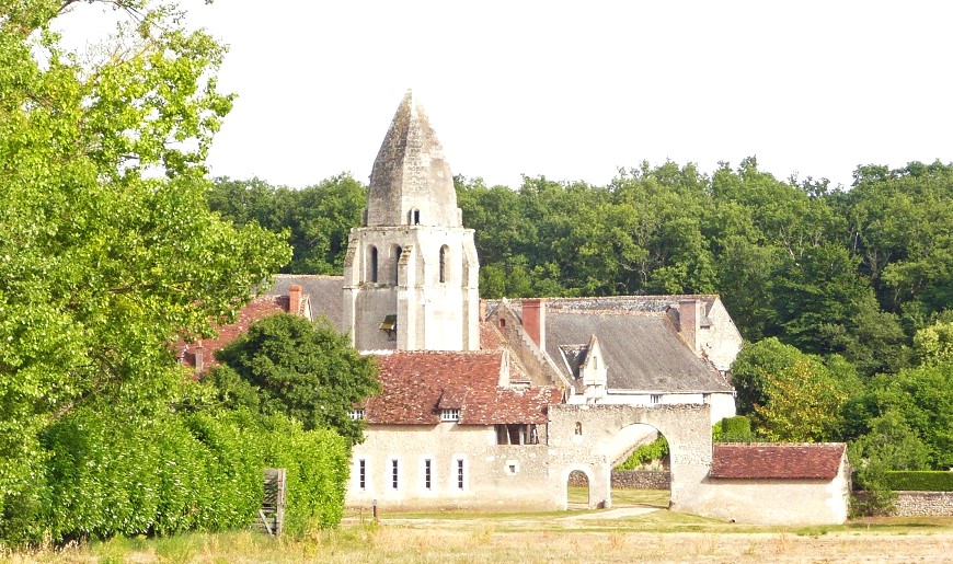 19 Le prieuré Saint Jean du Grais photo PMD mai 2011