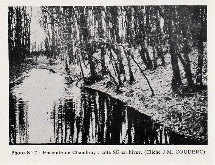 01 Enceinte gauloise photo Jean Mary Couderc