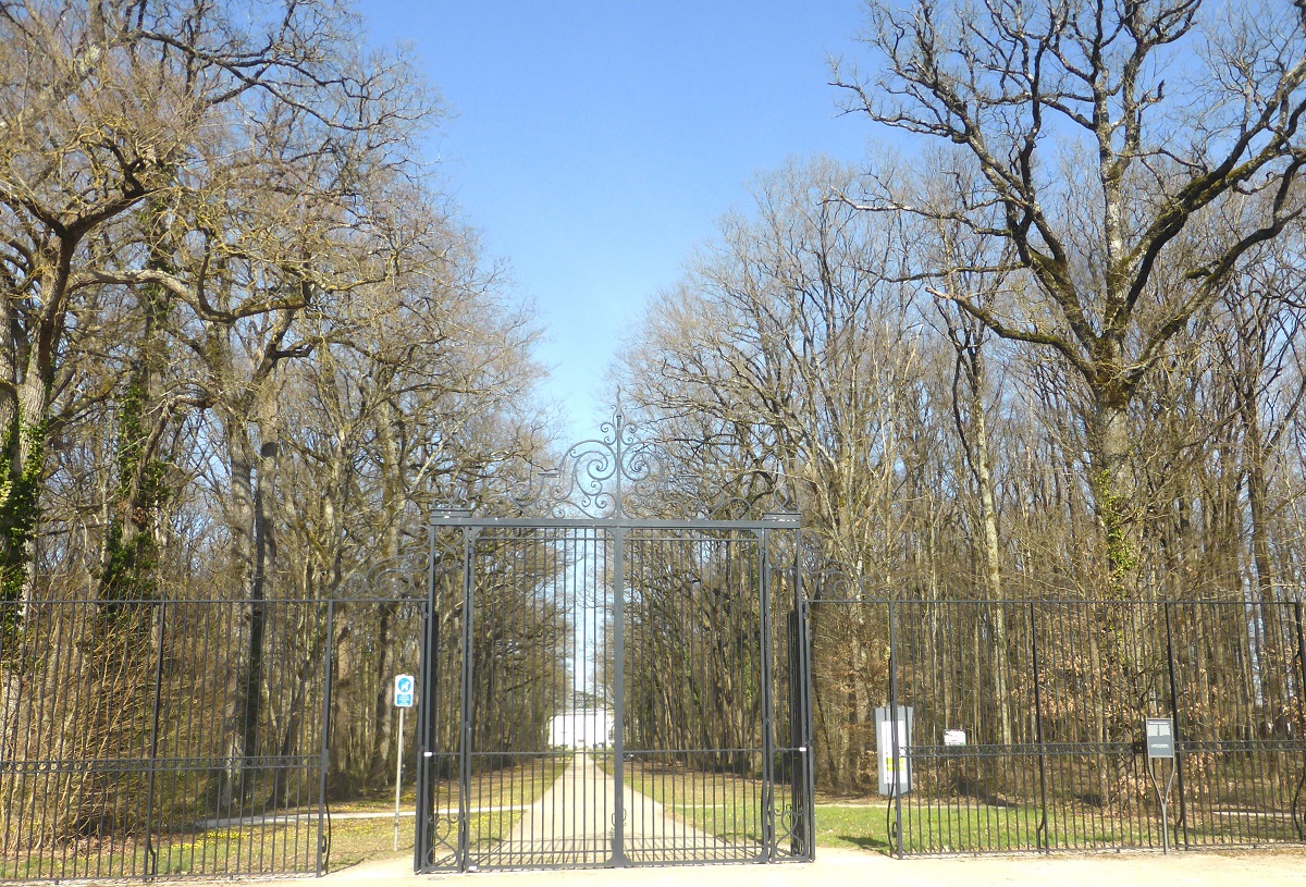 11 Entrée du parc photo PmD mars 2025