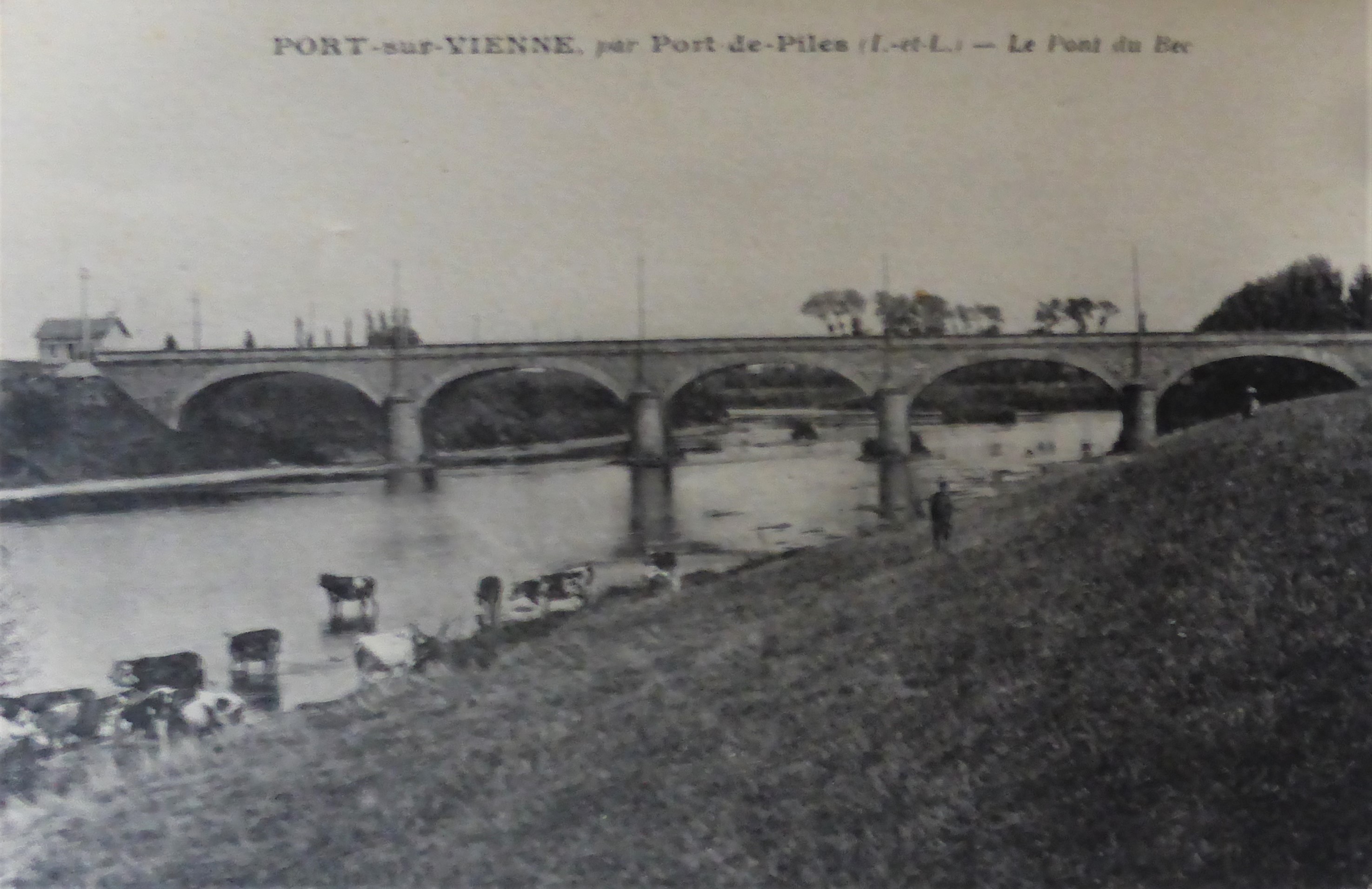 02 Premier pont du Bec des Deux Eauxcp