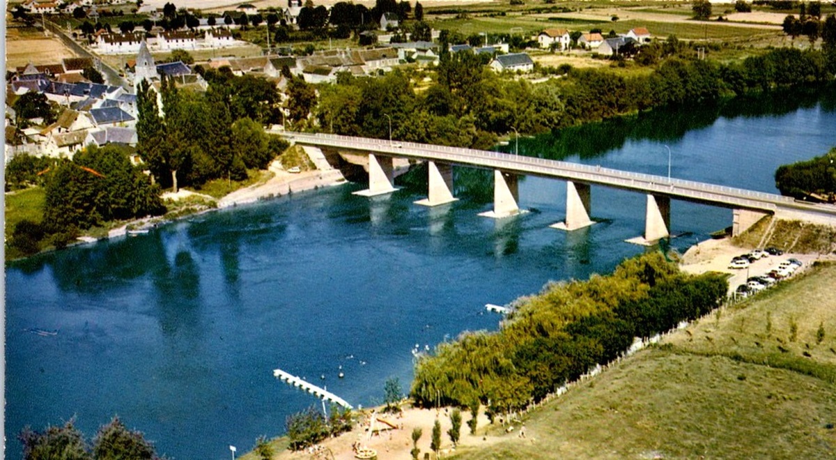 11 Nouveau pont de Pouzay cp