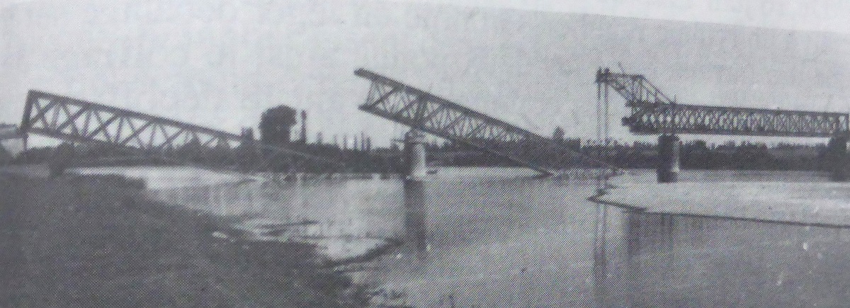 05 Pont ferroviaire de LÎle Bouchard en 1944 photo NR