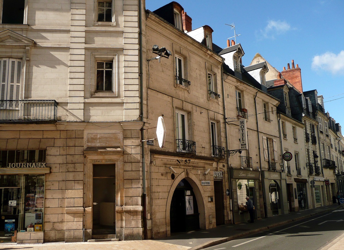 03 Tours 57 rue de la Scellerie photo PmD août 2010