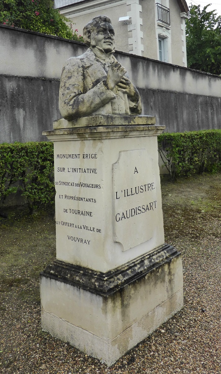 15 Vouvray statue de lillustre Gaudissart photo PmD mai 2014