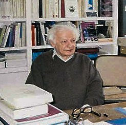 09 Yves Bonnefoy en 2004 au Collège de France source wikipedia