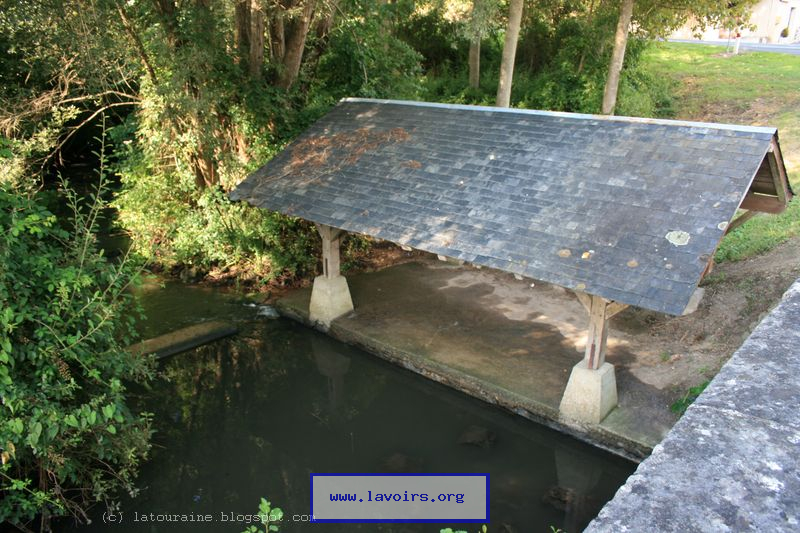 09 Lavoir de Vaujours photo Tourainissime in lavoirs.org