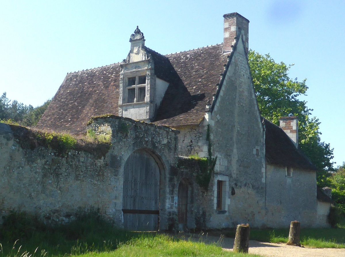 08c Château de La Cour entrée photo PmD mai 2025b