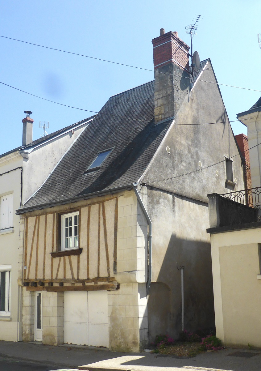 11 Maison 23 rue de Chinon photo PmD mai 2025