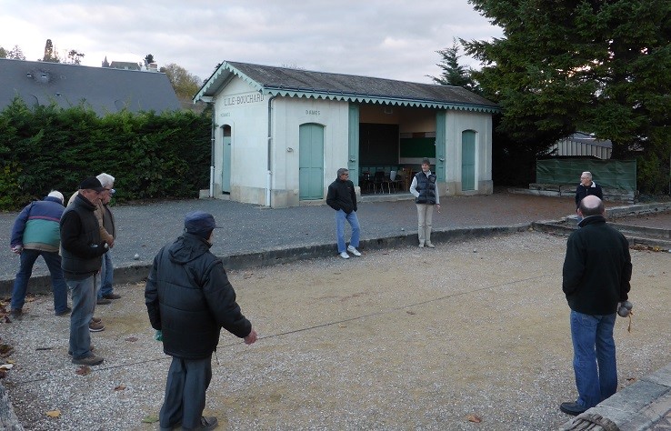 19 LÎle Bouchard ancienne lampisterie de la gare photo PMD nov. 2013