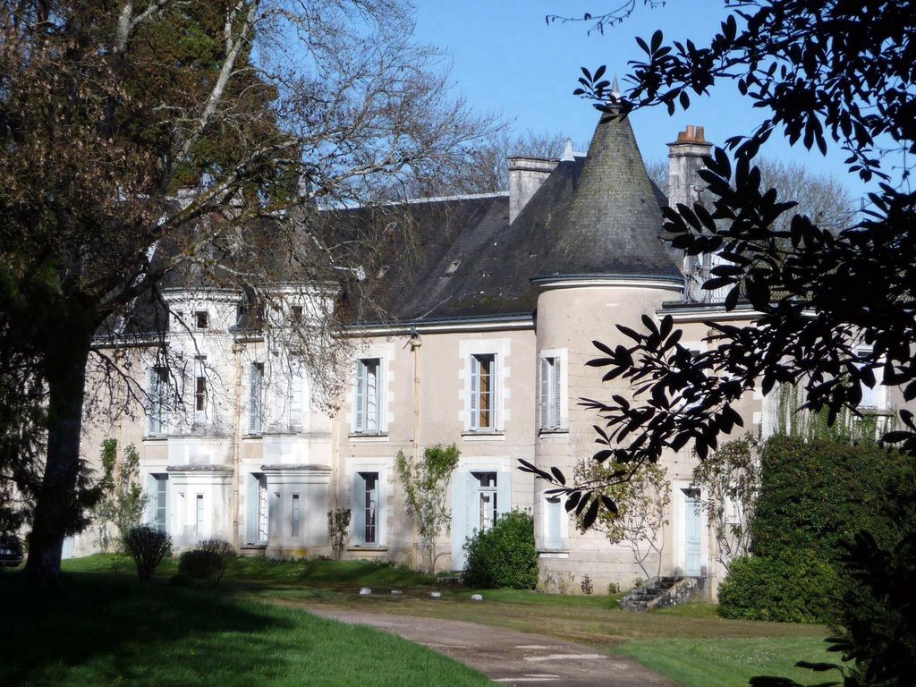 21 Château de Marolles site de la commune