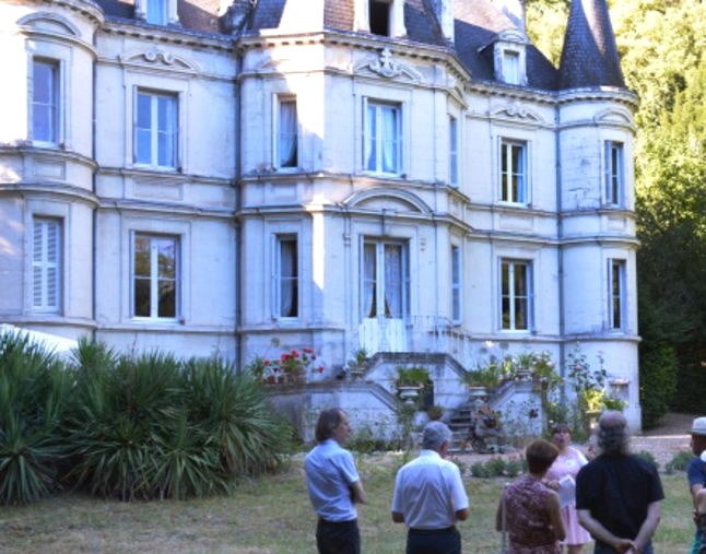 13 Château de Bellecour photo NR