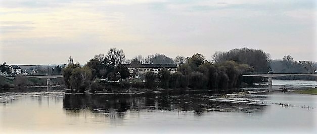 13 Les ponts actuels vus de lancien pont ferroviaire photo PmD nov. 2013