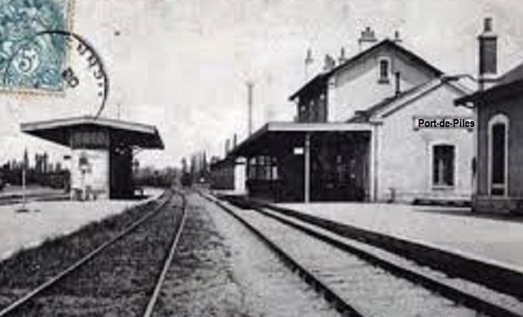 27 Ancienne gare de Port de Piles cp