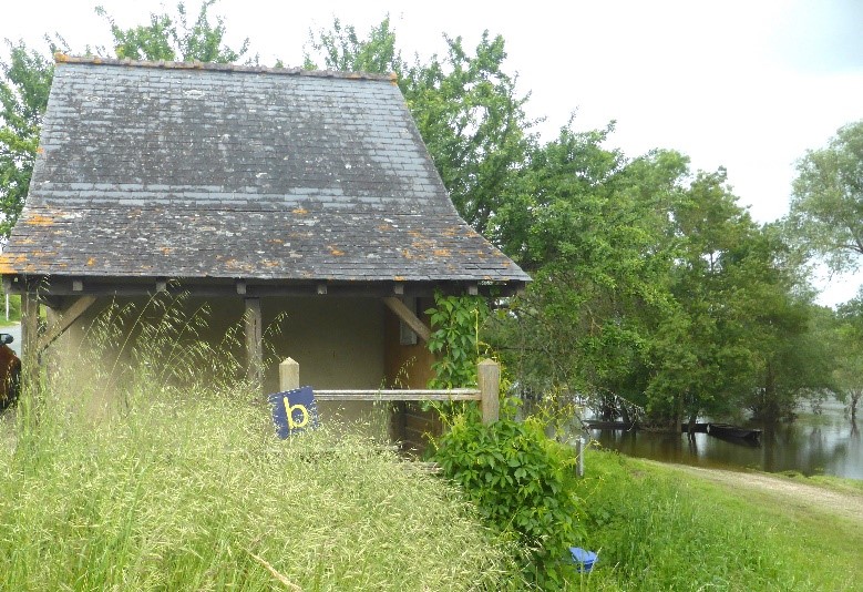 37 Ancienne cabane du bac de Rassay photo PMD mai 2024