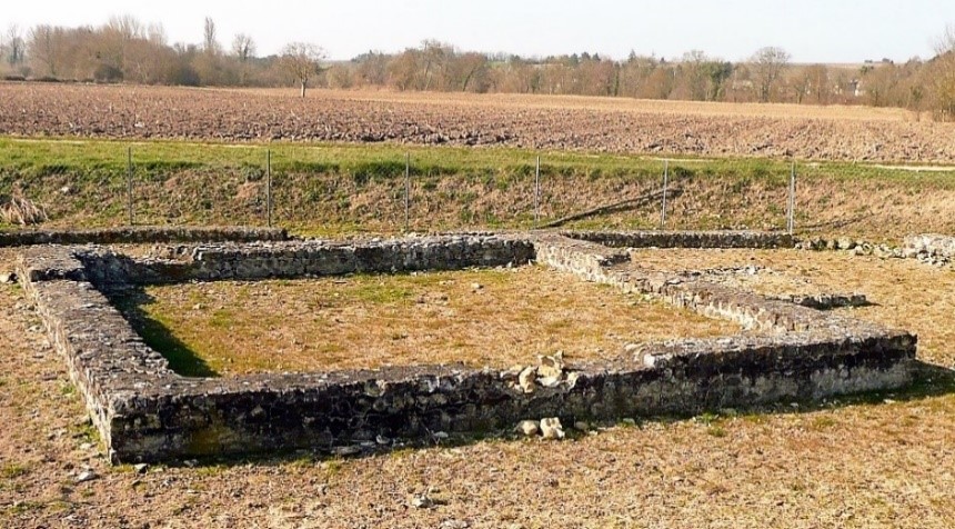 06 Fanum à Pouillé photo PMD fév. 2011